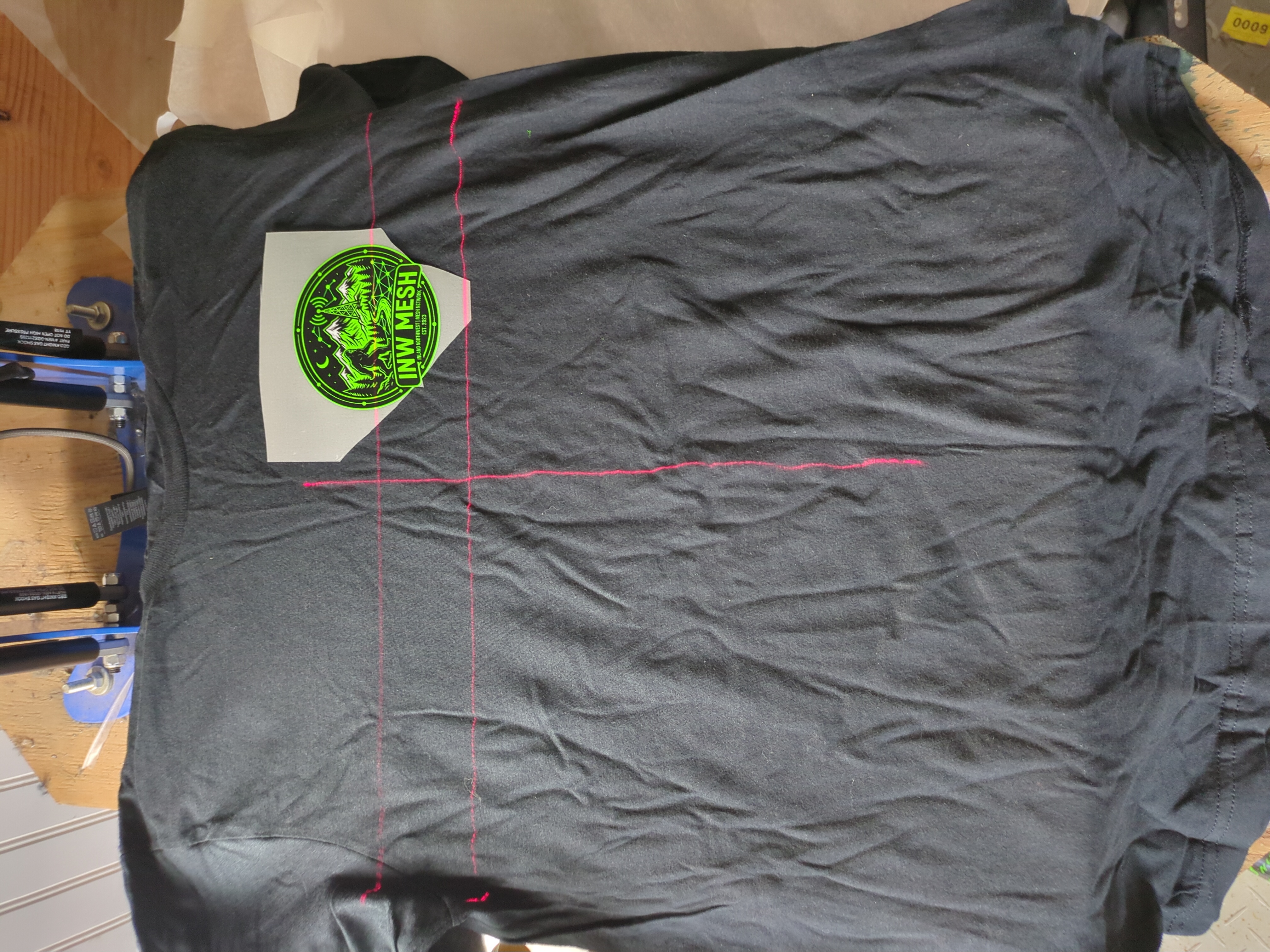 INWMesh Dark Mesh Small Logo Shirt